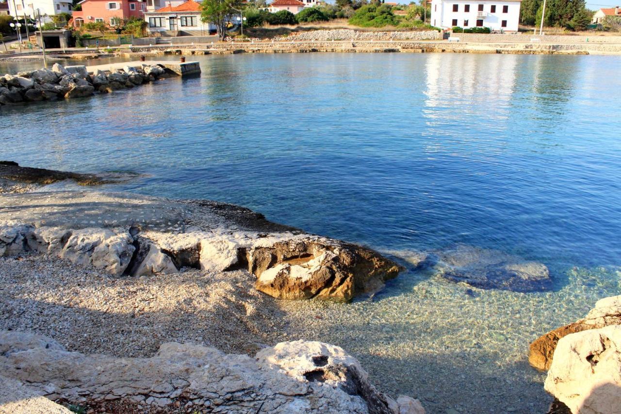 Apartments By The Sea Ugljan - 8468 Dış mekan fotoğraf